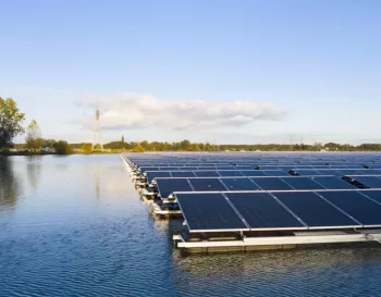 Drijvende zonneparken