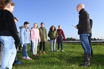 Kinderen bij zonneparken Beneden-Leeuwen