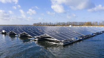Drijvend zonnepark in Oosterwolde