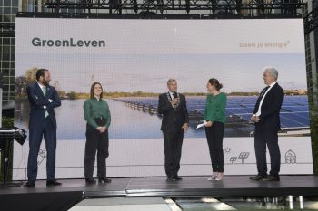 Roland Pechtold, Aniek Moonen, Sybrand Buma en Peter Paul Weeda op het podium