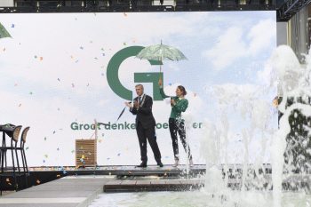 Sybrand Buma opent het GroenLeven kantoor