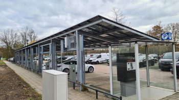Zonnecarport bij Universiteit Utrecht