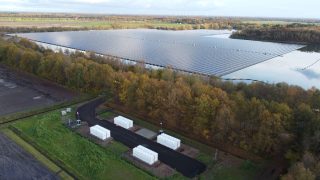 Batterijopslag en drijvend zonnepark Sellingen Batterijopslag en drijvend zonnepark Sellingen
